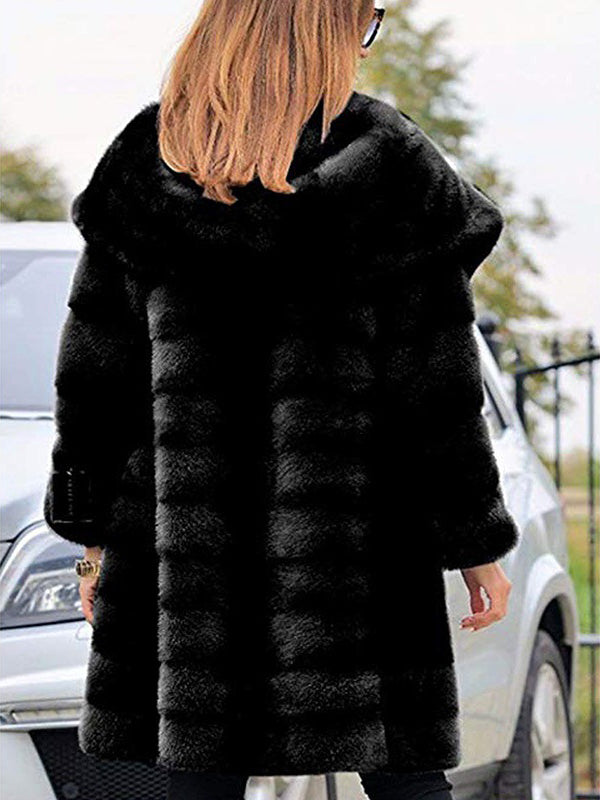 <tc>Zimný kabát Cleona čierny</tc>