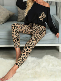 <tc>Dvojdielne pyžamo Sigourney leopardie</tc>