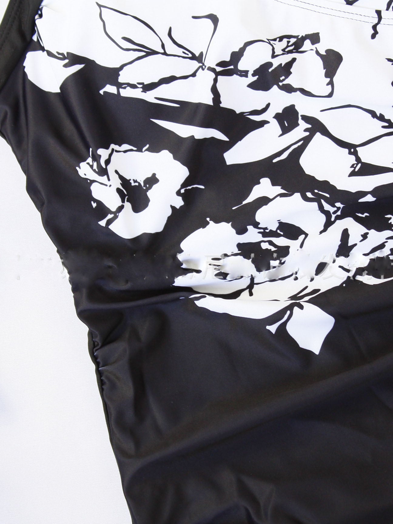 <tc>Plus size monokiny Hepsie čierne</tc>