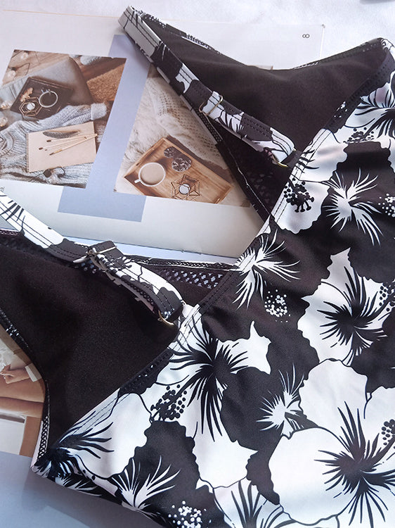 <tc><!-- x-tinymce/html -->Jednodielne plavky monokiny Bria čiernobiele</tc>