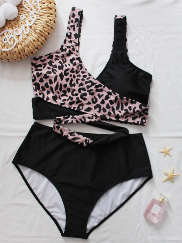 <tc>Dvojdielne bikiny plavky Violetta čierno-leopardie</tc>