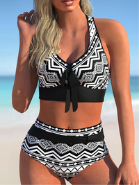 <tc>Bikiny nastia čierno-biele</tc>