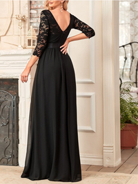 <tc>Elegantné šaty čierne</tc>